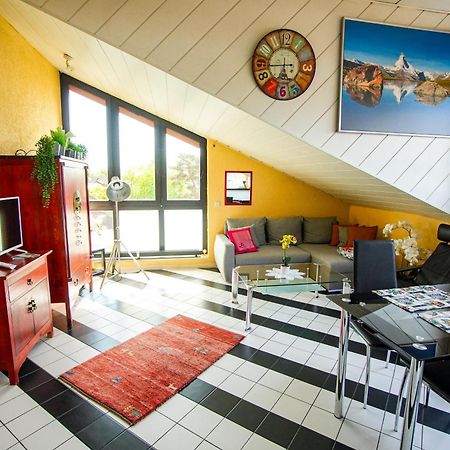 Schoenes Studio In Der Rheinebene, Zentral Gelegen Rheinstetten Ngoại thất bức ảnh